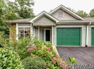 296 Laurel Park Pl, Hendersonville, NC 28791