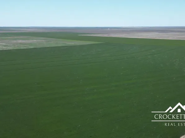 16 N Mile Rd, Garden City, KS 67846