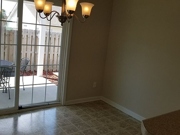 2nd image of 4404 Southern Pine Dr SE