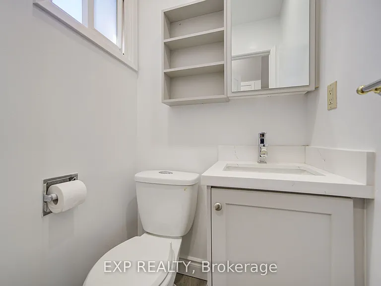 82 Muirlands Dr — Photo 13