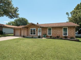 440 Longbow Trl, Saint Charles, MO