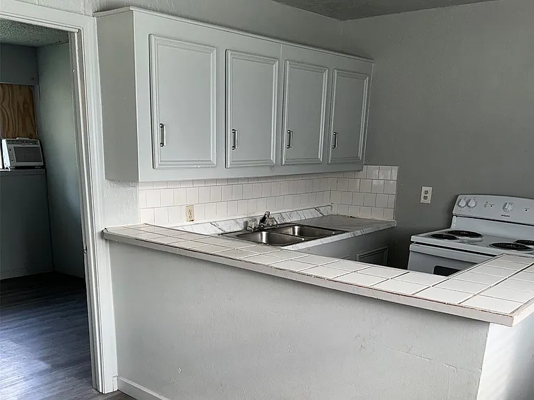 5409 Suez St #3 — Photo 2