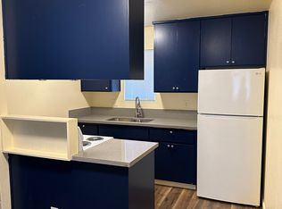 2117 9th St APT 6, Sacramento, CA 95818