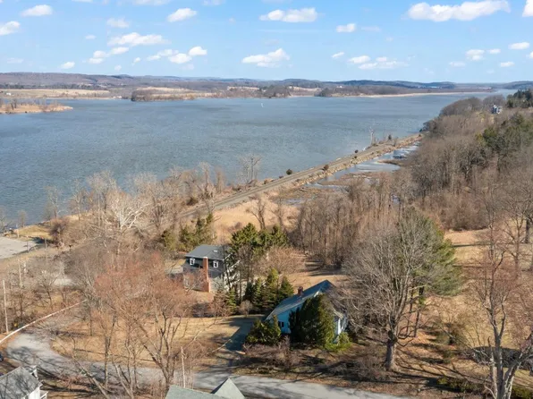 47 Anchorage Road, Germantown, NY 12526