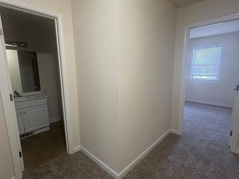 1612 Highland Way #C — Photo 9