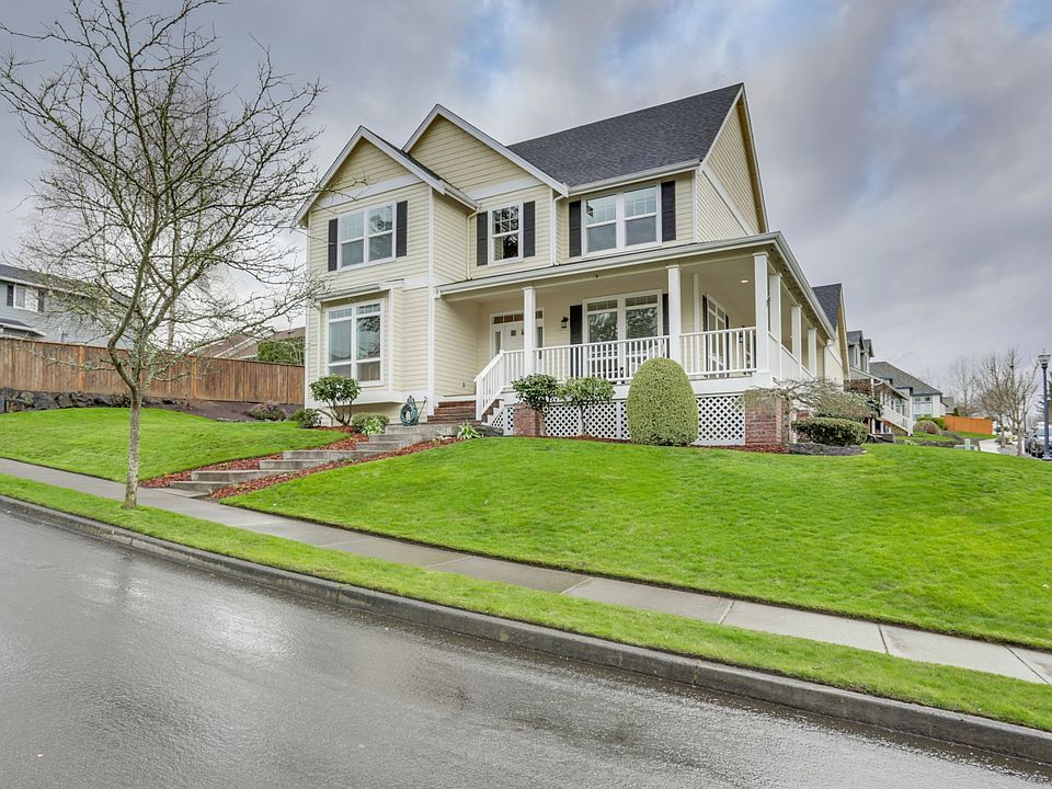 1st image of 18005 NE 29th St