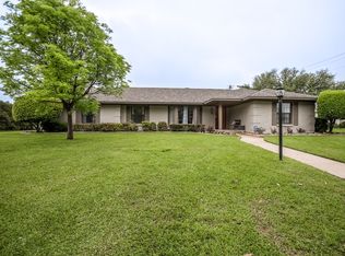 3801 Arborlawn Dr, Fort Worth, TX 76109