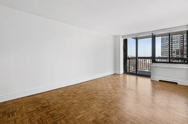 Rented by Mirador Real Estate | media 30