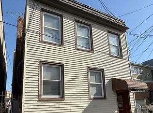 122 Cross St FLOOR 1, Harrison, NJ 07029