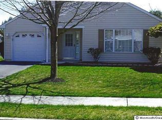 27 Sleepy Hollow Dr, Brick, NJ 08724