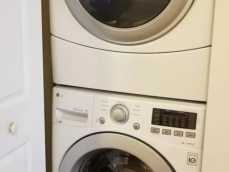 washer & dryer in the unit
