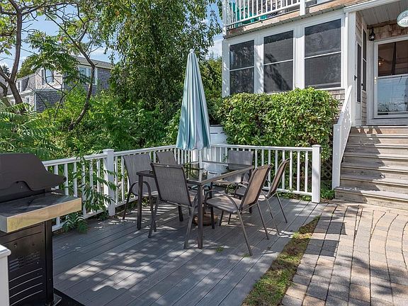 2nd image of 1497 Ocean Blvd APT 1