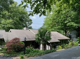 81 Lake Villa Ct, Highlands, NC 28741