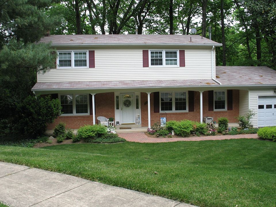 2nd image of 6636 Reynard Dr