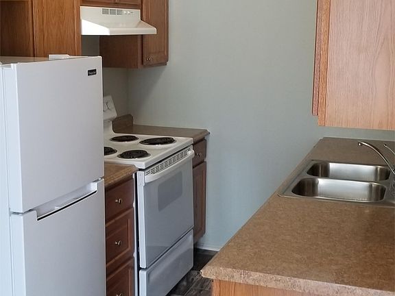 3rd image of 1771 E Woodward Heights Blvd APT 3