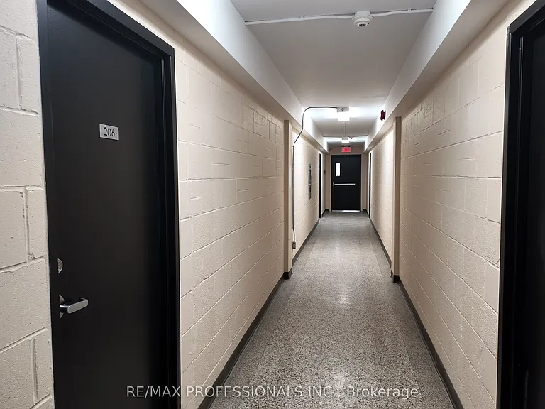 836 Concession St #206 — Photo 19