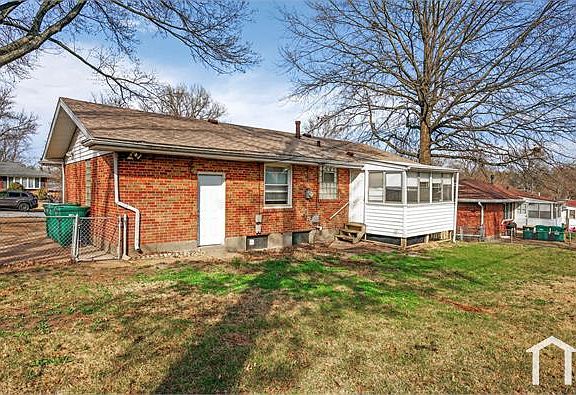 5th image of 1214 Forest Home Dr