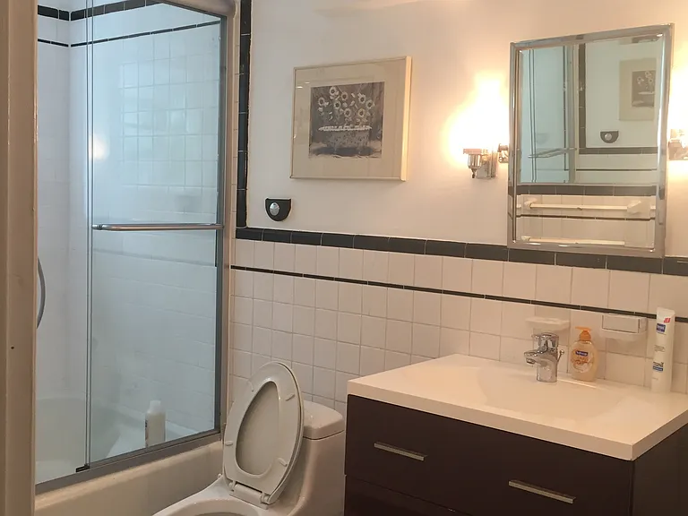 527 S 7th St — Photo 14