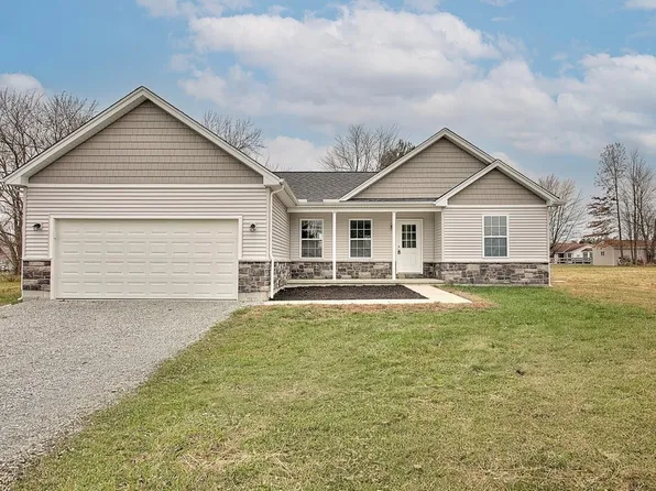 120 Cheyenne Dr, Lake Waynoka, OH 45171