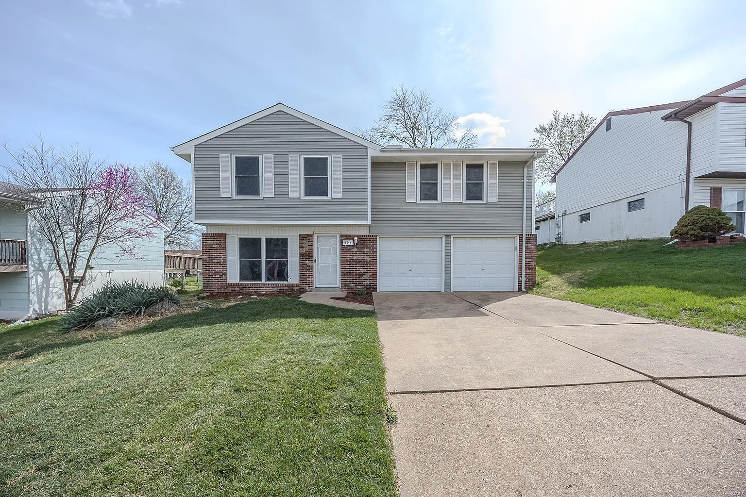 5344 Gloucester Rd photo 1