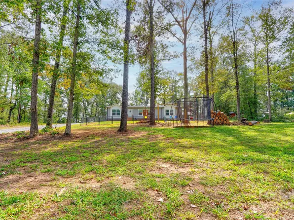 1219 Mount Pleasant Church Rd, Mooresboro, NC 28114