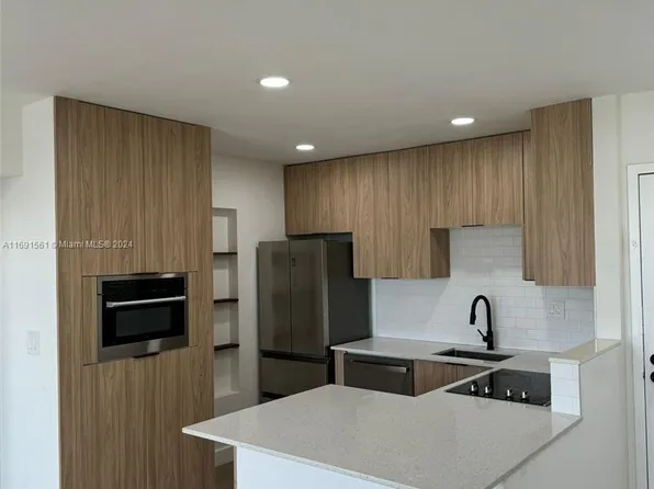 3551 SW 9th Ter APT 309, Miami, FL 33135