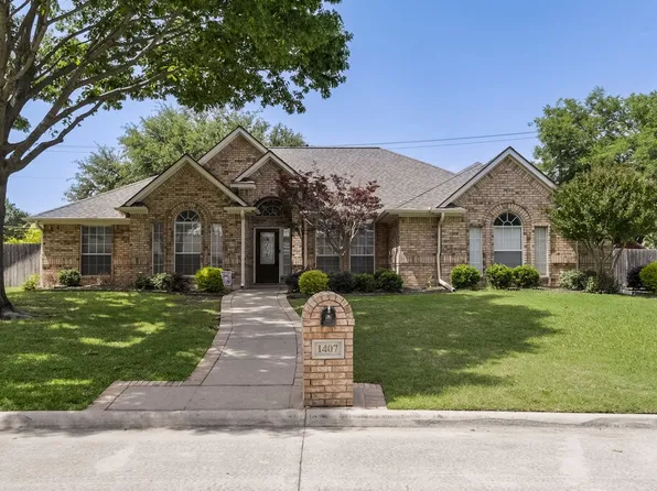 1407 Wheeler Dr, Mansfield, TX 76063