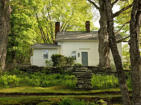 83 Scofield Hill Road, Washington, CT 06794