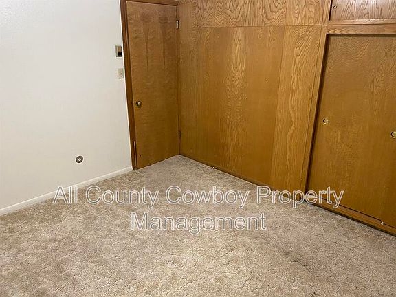 5th image of 1000 E Garfield St #7