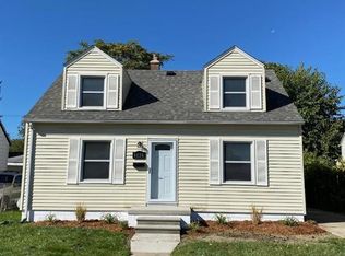 4136 Filbert St, Wayne, MI 48184