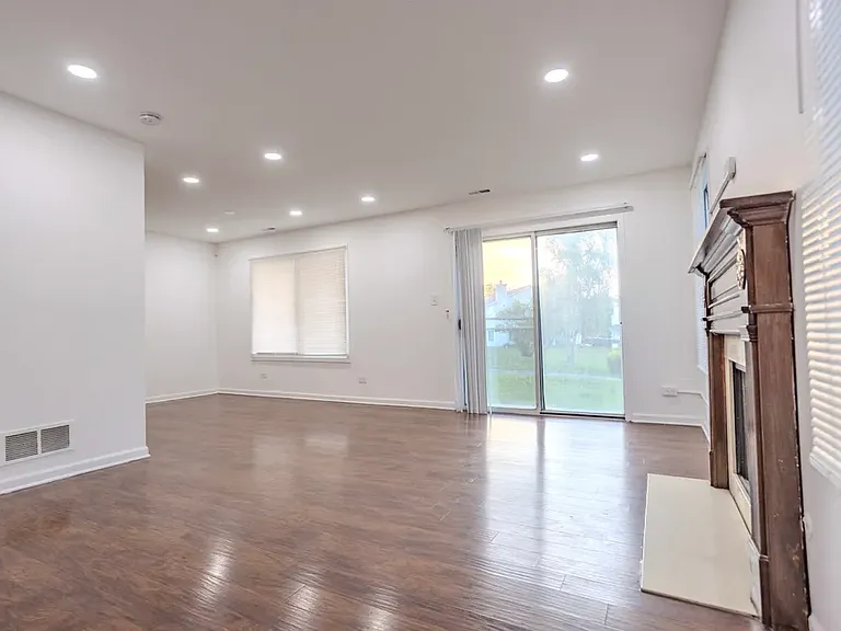 35 Churn Rd — Photo 4