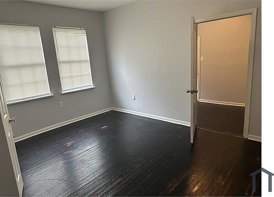 4th image of 8332 Forshey St