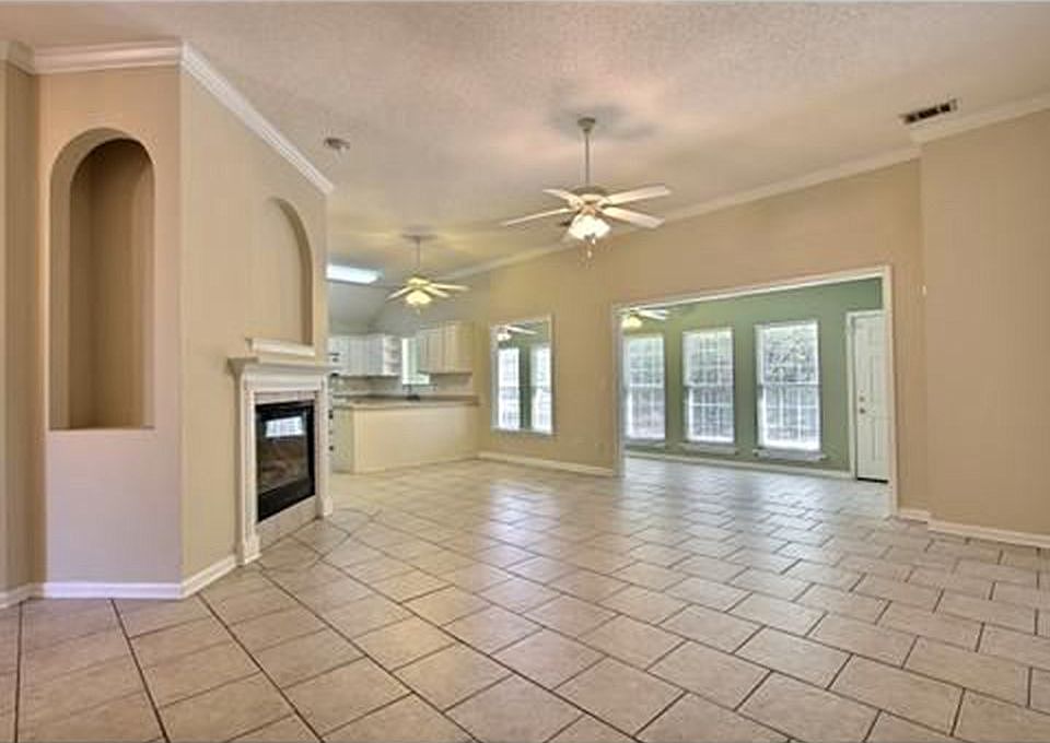 Open Living Area