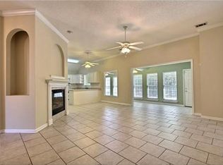 210 Meadowlark Cir, Savannah, GA 31419