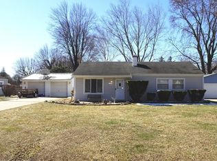 21424 Drexel St, Clinton Township, MI 48036