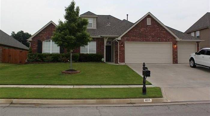 Landscaped-full brick