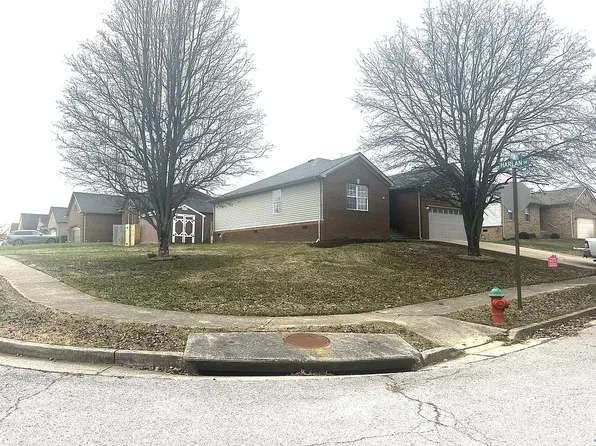 128 Penn Dr, Nicholasville, KY 40356