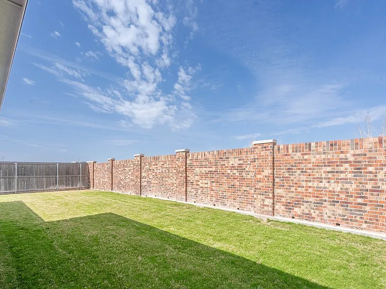 3611 El Cajon Ave — Photo 34