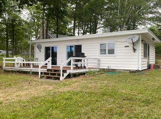 6571 W Lakeview Rd, Kinross, MI 49752