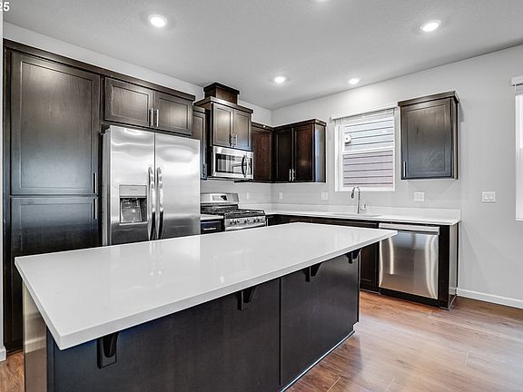 3rd image of 31697 NW Turel Dr