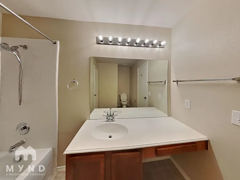 4812 Heather Glen Trl — Photo 9