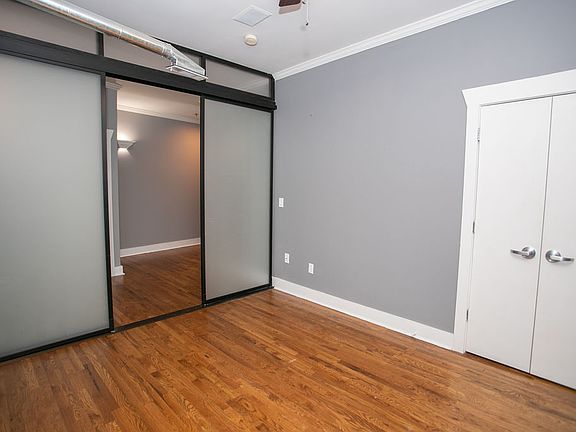 4th image of 1029 Piedmont Ave NE APT 405