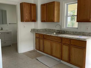 2468 W 5th St, Cleveland, OH 44113