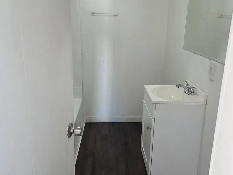 53080 Harrison St — Photo 10