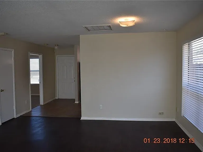 4736 Morningside Dr — Photo 4