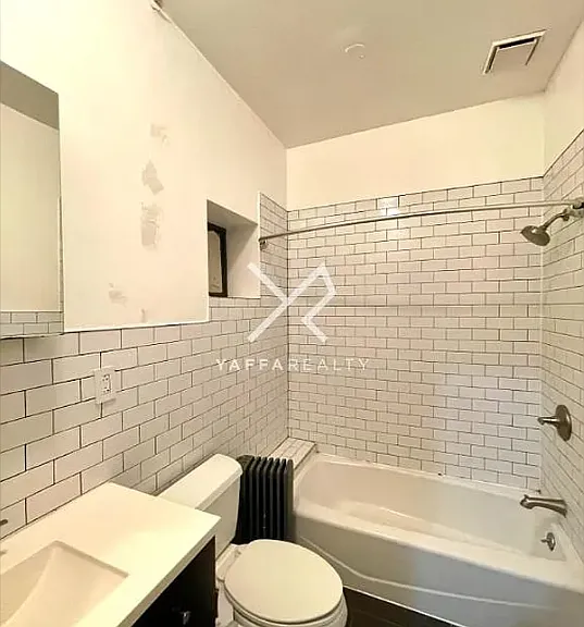 861 Atlantic Ave #9 — Photo 6