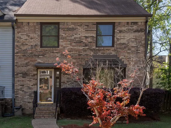 3216 Overton Manor Dr, Birmingham, AL 35243