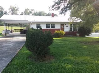 27 Bethel Church Rd, Marion, NC 28752