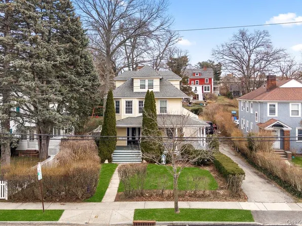 71 Longview Ave #1, White Plains, NY 10605