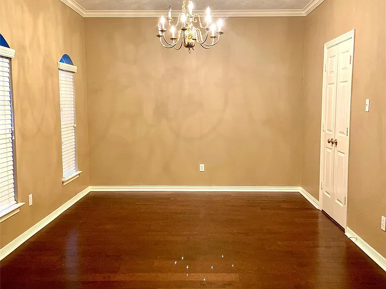2915 Sycamore Tree Ct — Photo 8